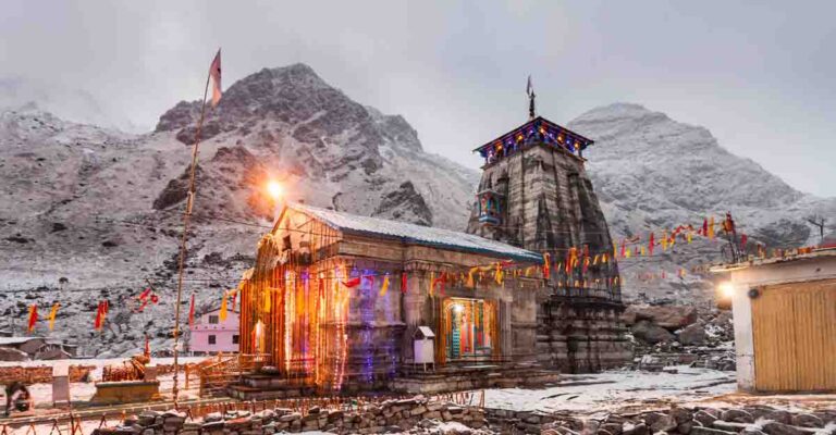 4 destinations for a spiritual trek in Himalayas | Char Dham Uttarakhand